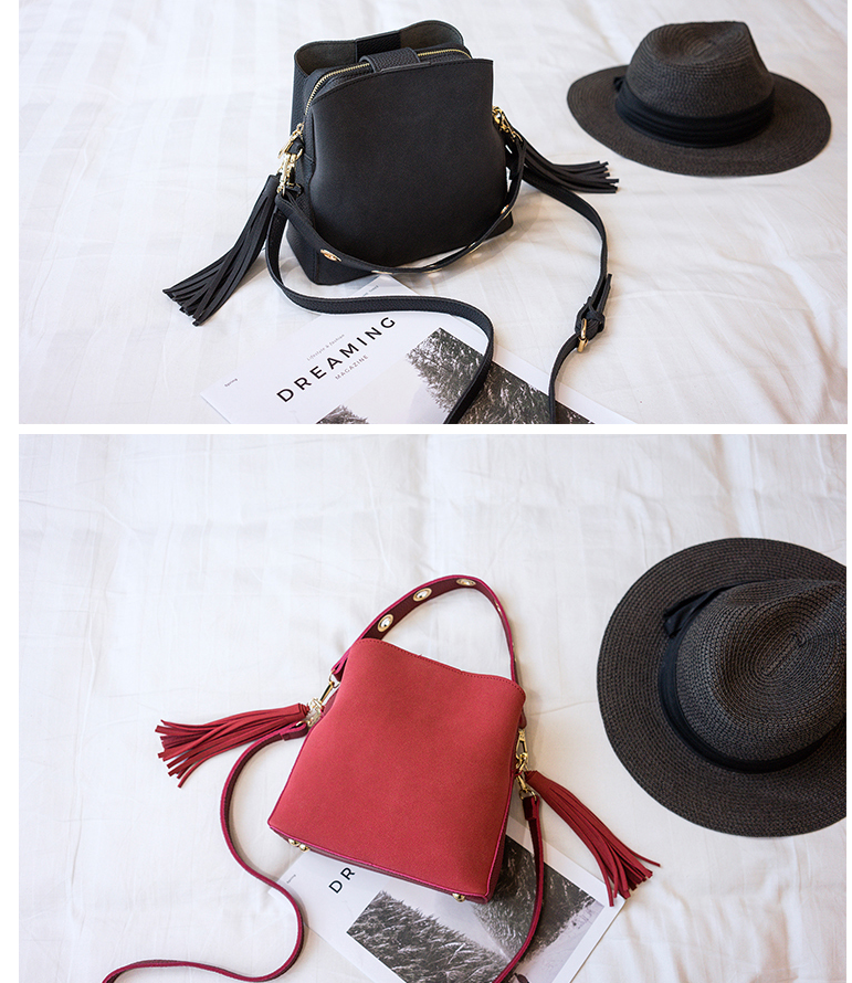 Spring new frosted tassel bucket bag Korean version of the wild shoulder bag female handkerchief retro Messenger