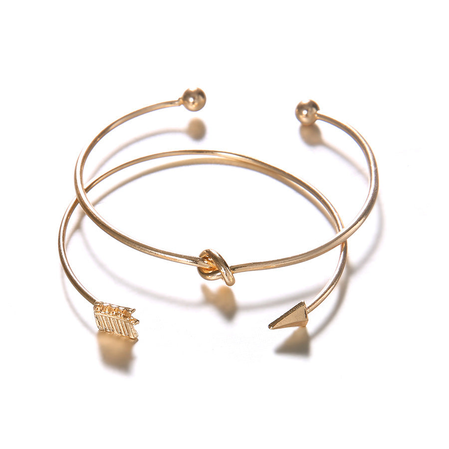 Women’s Minimalist Gold Plated Bracelet Set, Women’s Chic Gold Plated Bracelet Set, Women’s Stackable Gold Bracelets, Women’s Adjustable Gold Bracelet Set, Women’s Trendy Gold Plated Bracelet Set kocsend.com