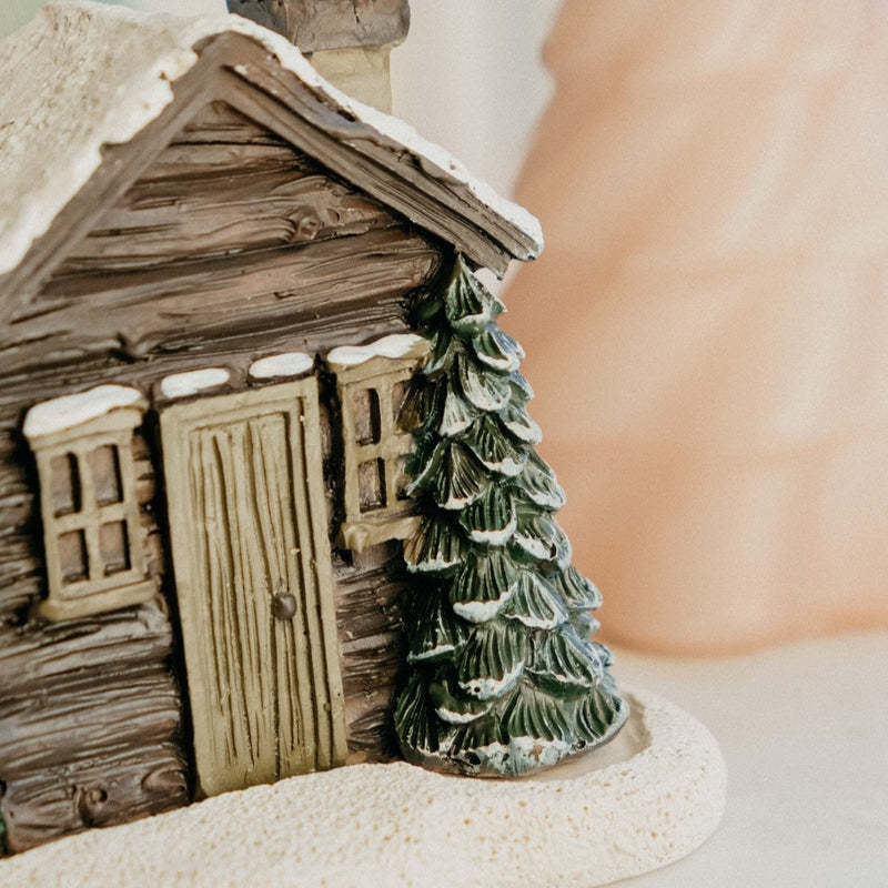 Log Cabin Incense Burner Rustic Christmas Chimney Hut Incense Cone Burner Collectible Resin Statue Table