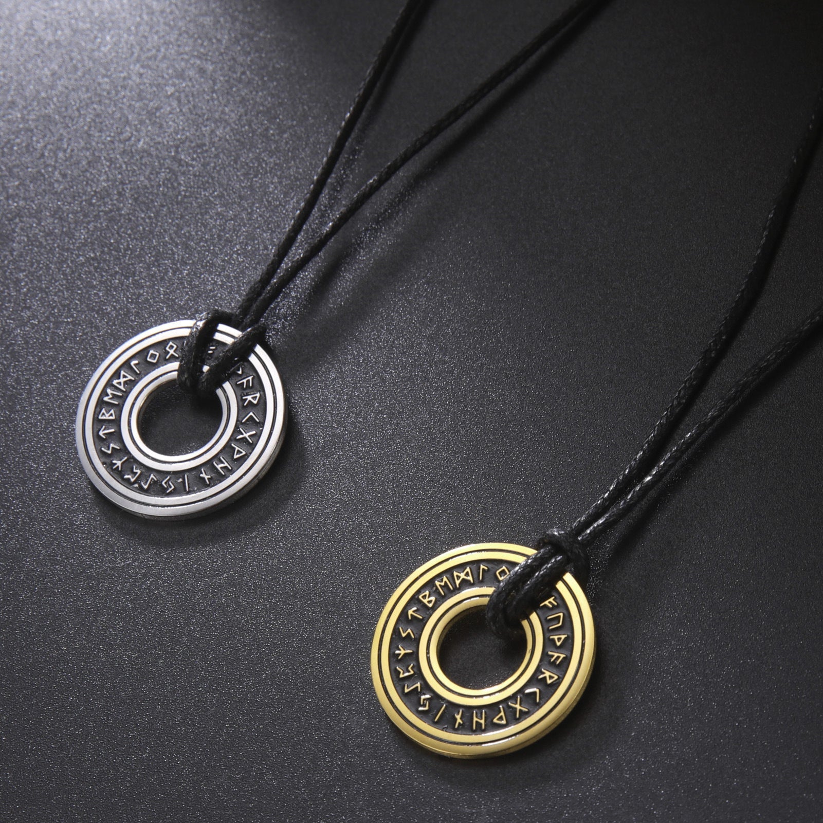Men’s Viking Rune Necklace: A Symbol of Strength and Heritage kocsend.com